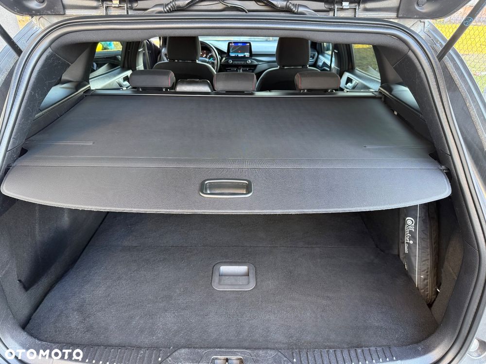 Ford Focus 2.0 EcoBlue ST-Line - 25