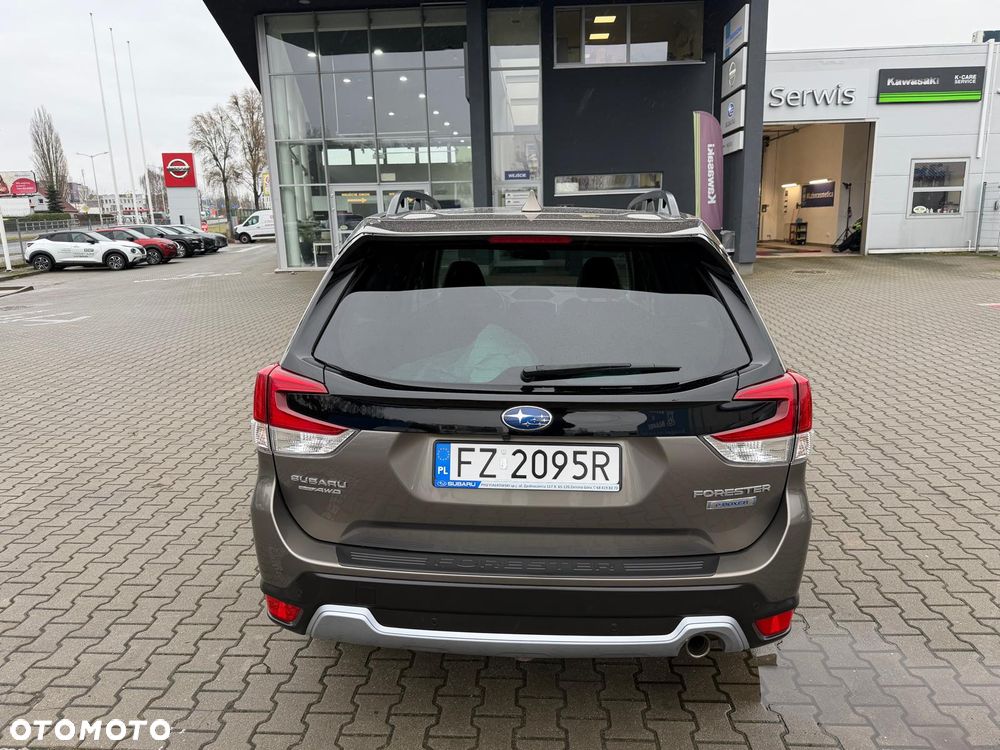 Subaru Forester 2.0i-L Platinum (EyeSight) Lineartronic - 6