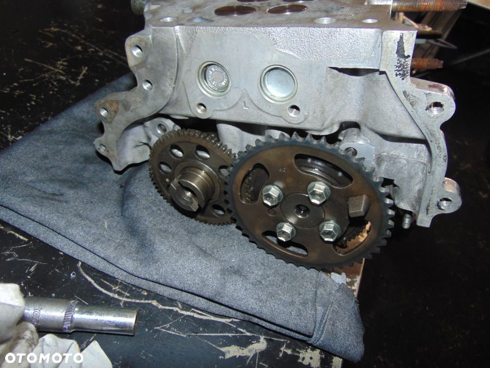 Głowica Toyota D-4-D 2,0 06 r - 4
