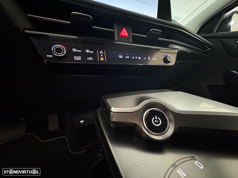 Kia EV6 77.4 kWh Earth - 12