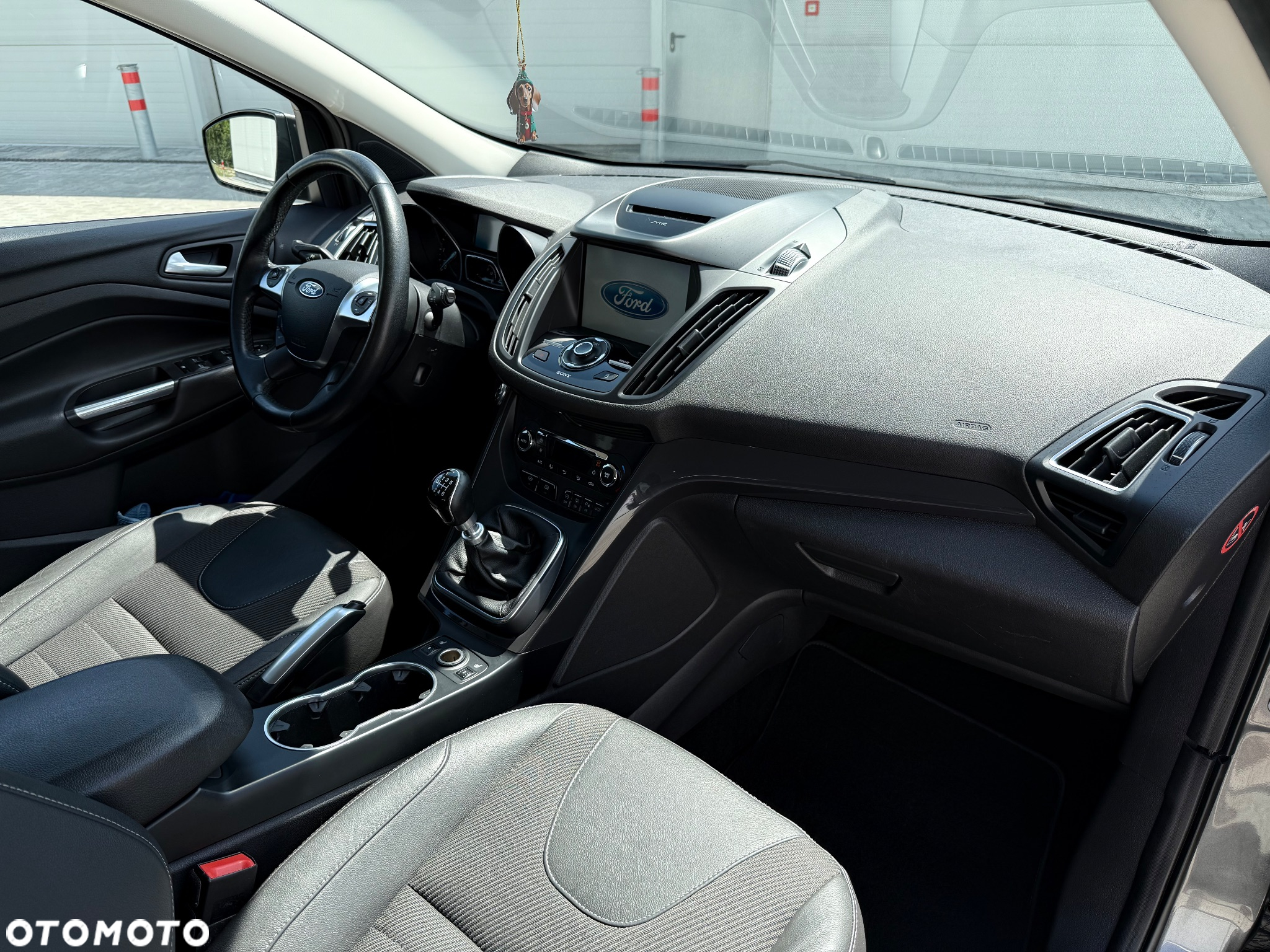 Ford Kuga 2.0 TDCi 4WD Titanium - 22
