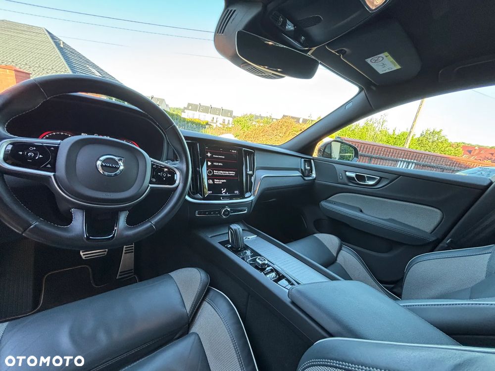 Volvo V60 B4 D Geartronic RDesign - 20