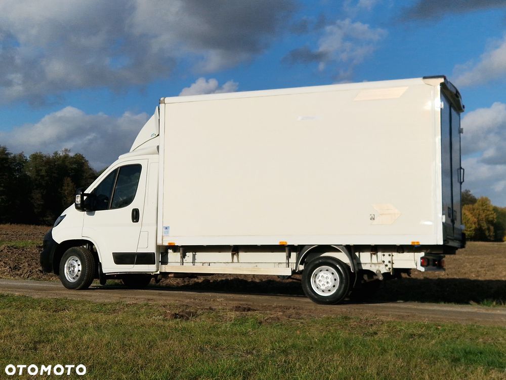 Peugeot Boxer 2018 photo 2