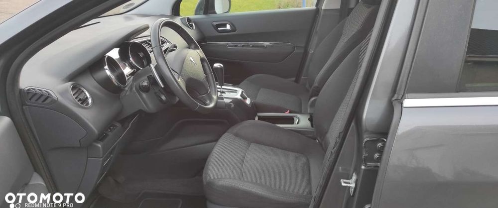 Peugeot 5008 - 14