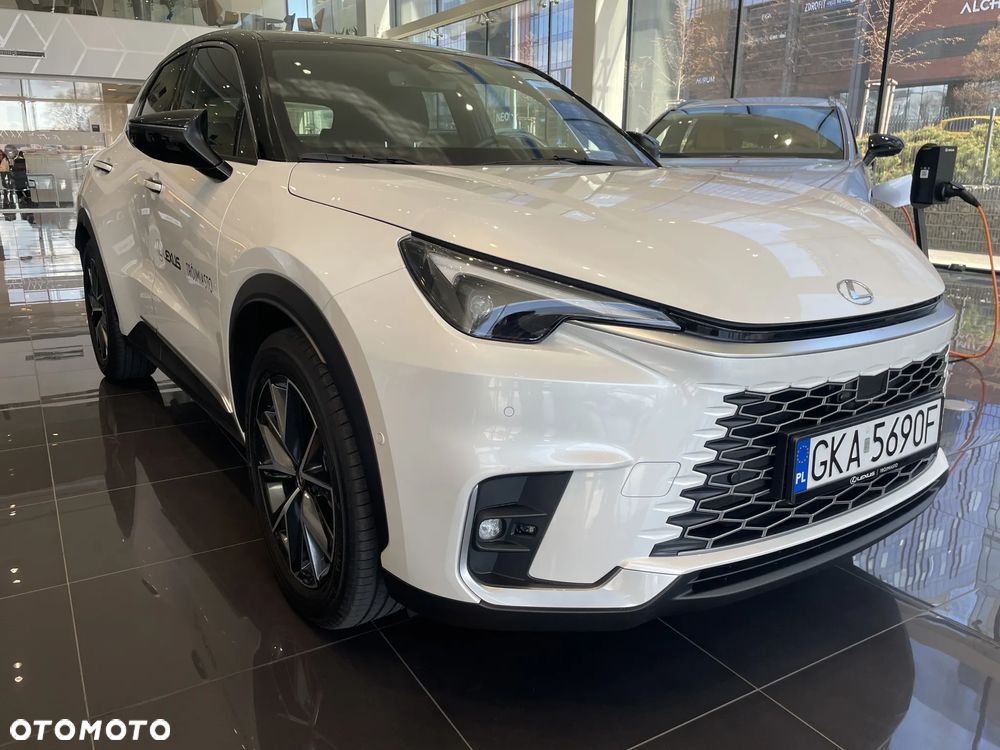 Lexus LBX 1.5 Hybrid Cool - 3