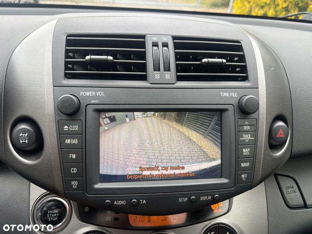 Toyota RAV4 2.2 D-4D Sol 180 - 21