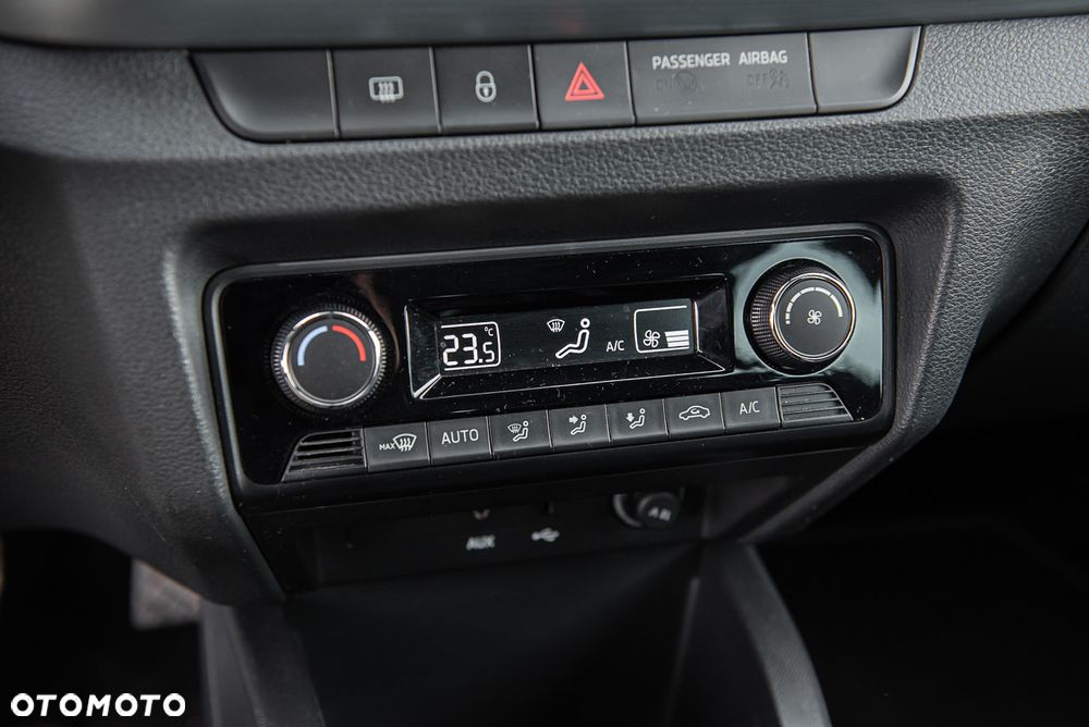Skoda Fabia - 23