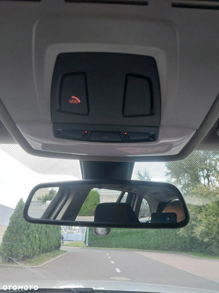 BMW Seria 3 320d Efficient Dynamics - 12