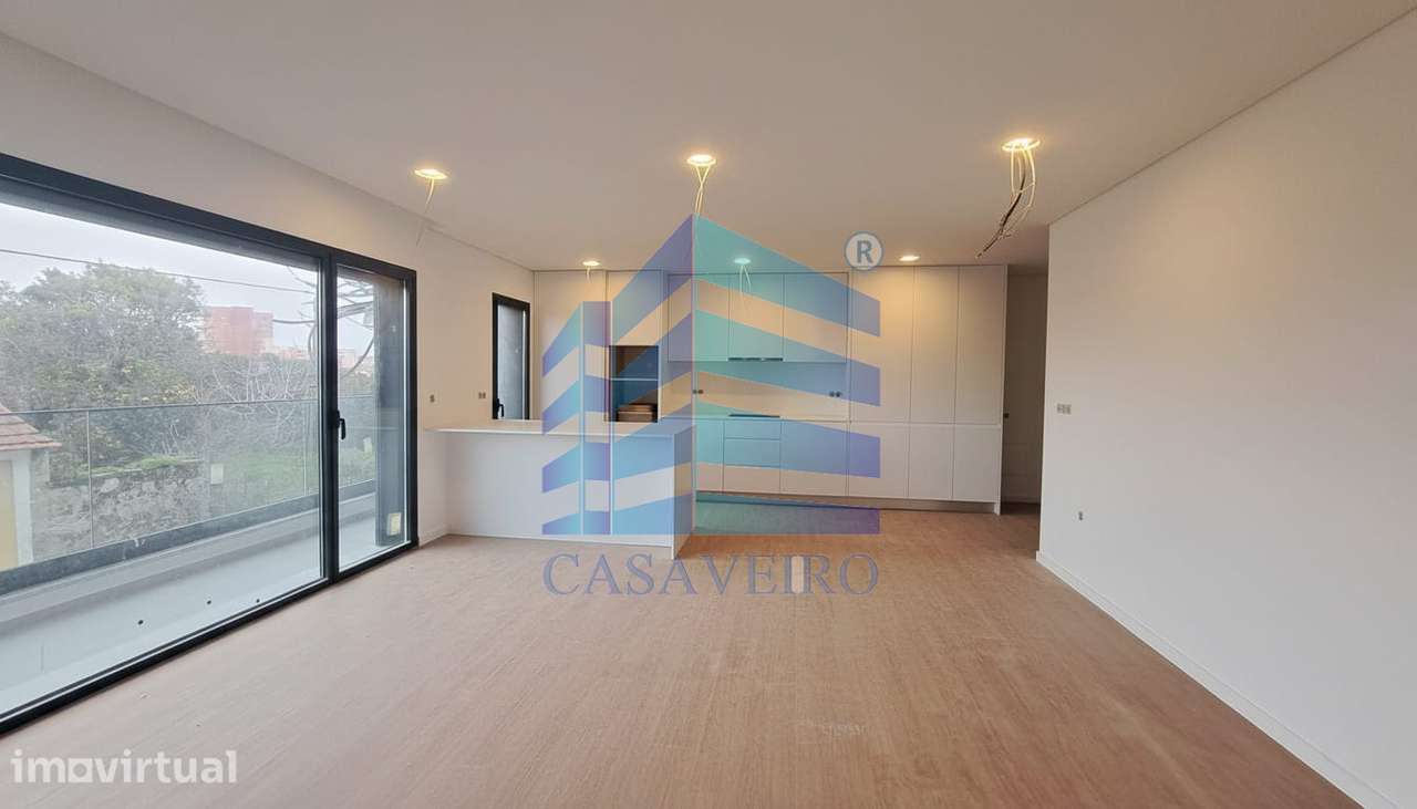 Apartamento T3 com Varandas no centro de Esgueira - Grande imagem: 2/25
