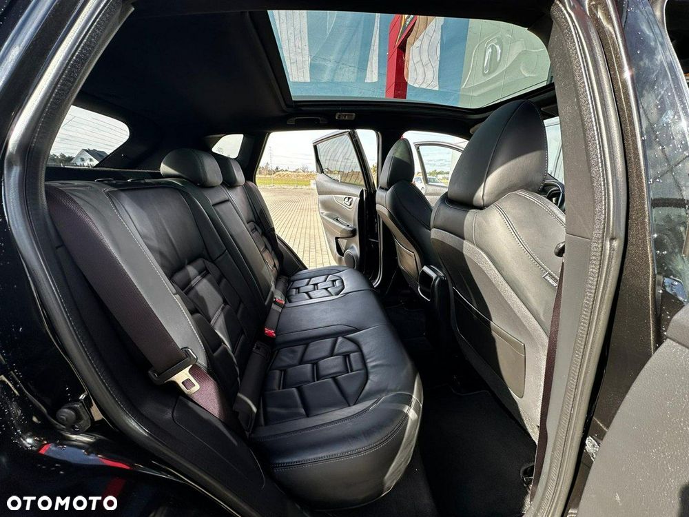 Nissan Qashqai 1.3 DIG-T Tekna+ - 16