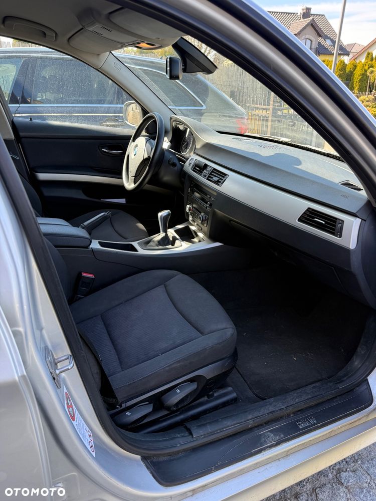 BMW Seria 3 316d - 8