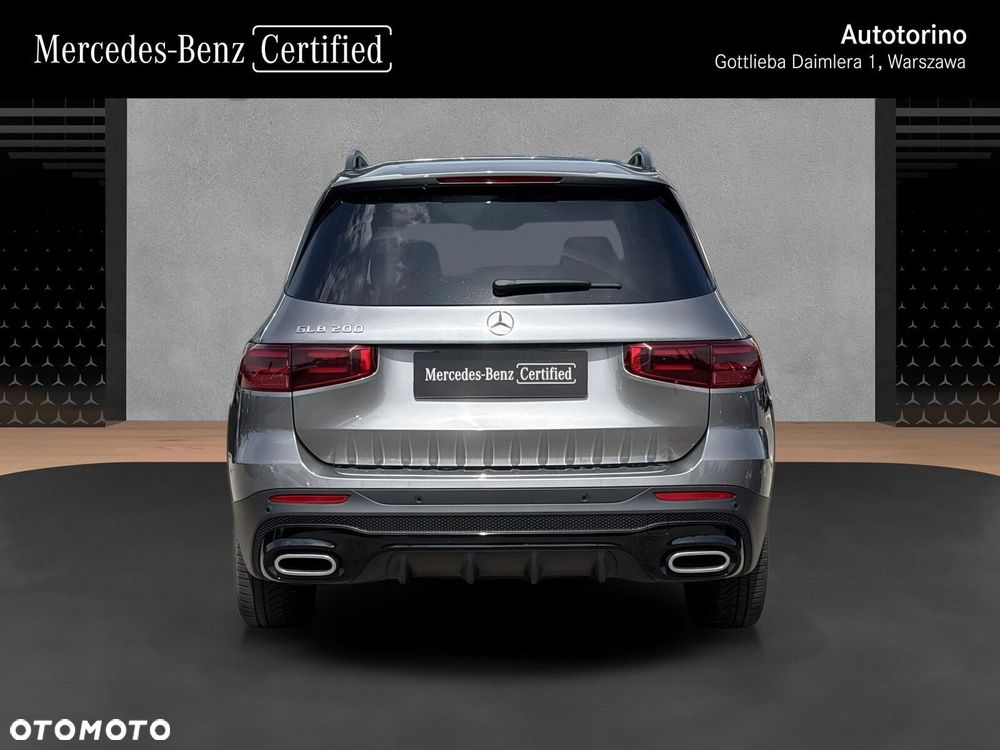 Mercedes-Benz GLB - 5