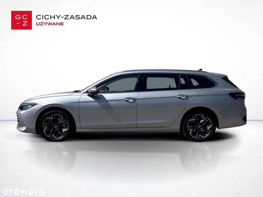 Volkswagen Passat Variant 2.0 TDI SCR 4Mot Elegance DSG - 2