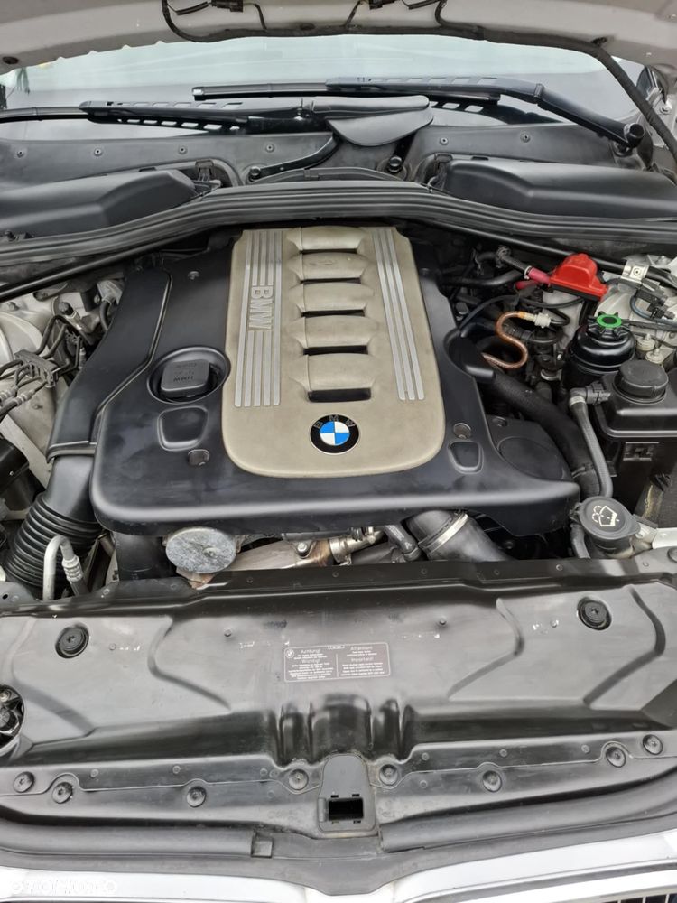 BMW Seria 5 530d xDrive - 9