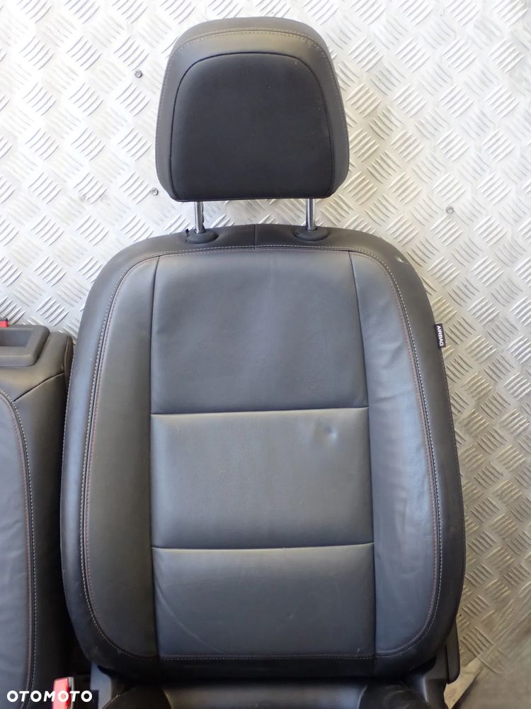 OPEL MOKKA FOTEL PRZEDNI PRAWY / LEWY ORAZ KANAPA TYLNIA SKÓRA KOMPLET - 10