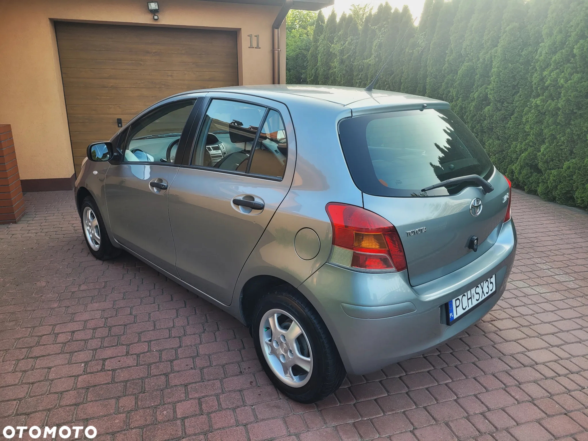 Toyota Yaris 1.0 Luna - 4