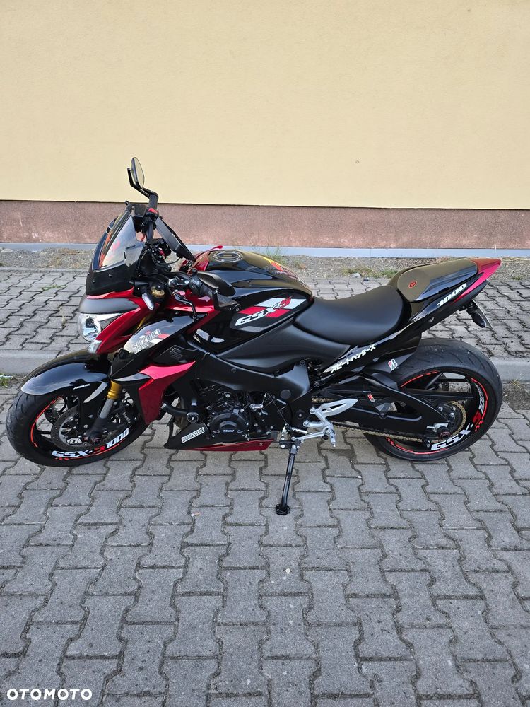 Suzuki GSX 1000 - 12