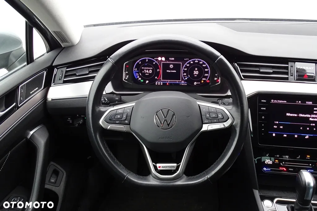 Volkswagen Passat Variant 2.0 TDI SCR DSG 4Motion Elegance - 40