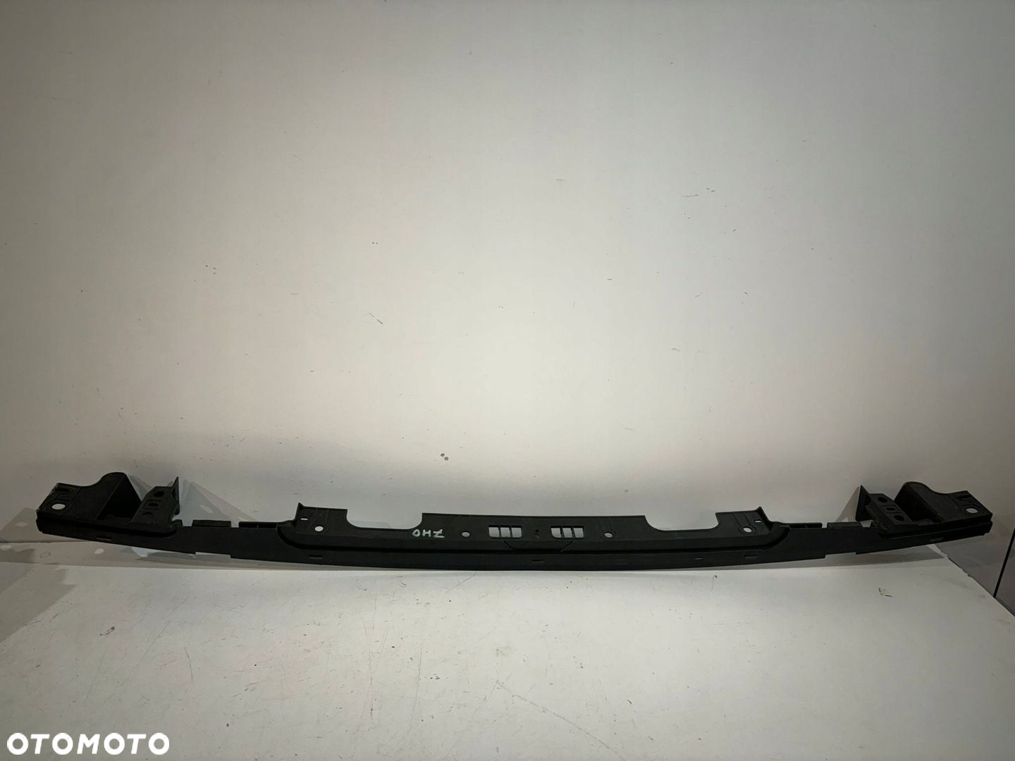 VW T5 / T6 Ślizg / mocowanie zderzaka tył - 14028 - 2