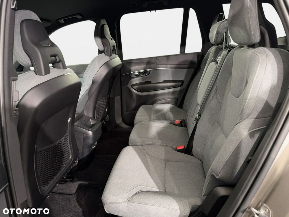Volvo XC 90 - 16