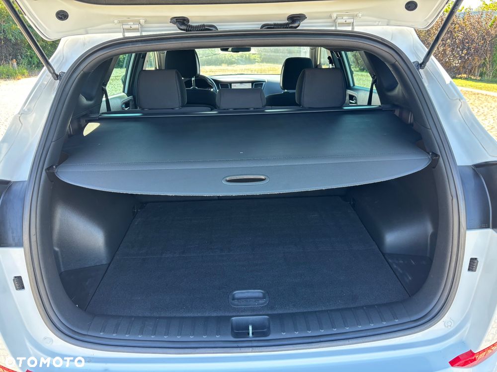 Hyundai Tucson 1.6 GDI BlueDrive GO 2WD - 14