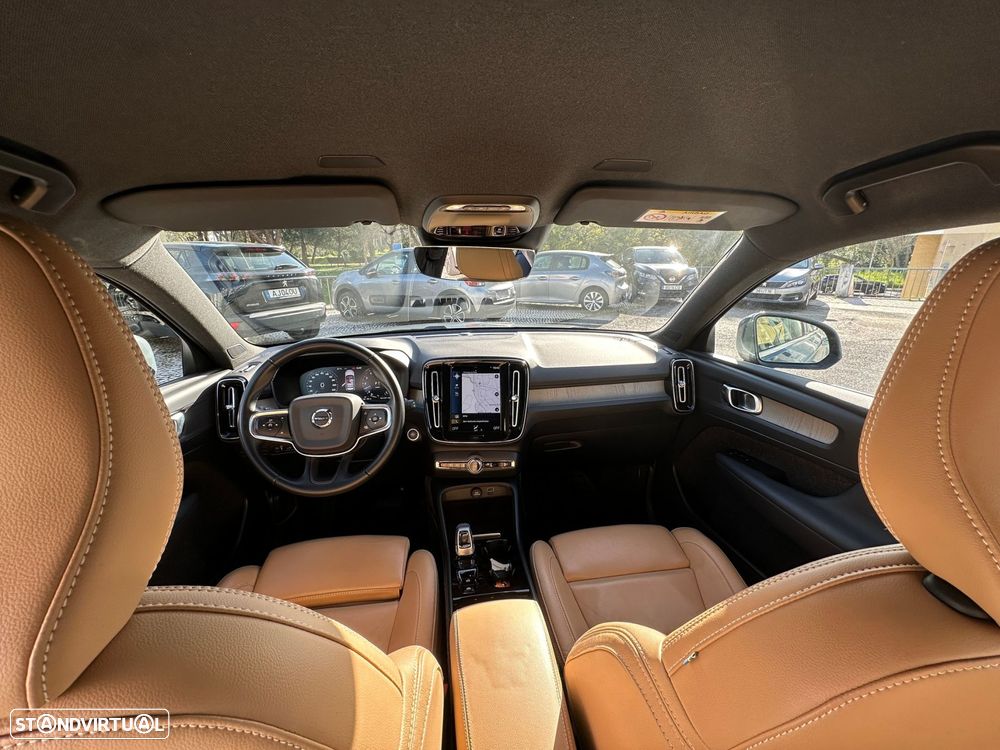 Volvo XC 40 1.5 T5 PHEV Momentum Plus - 11