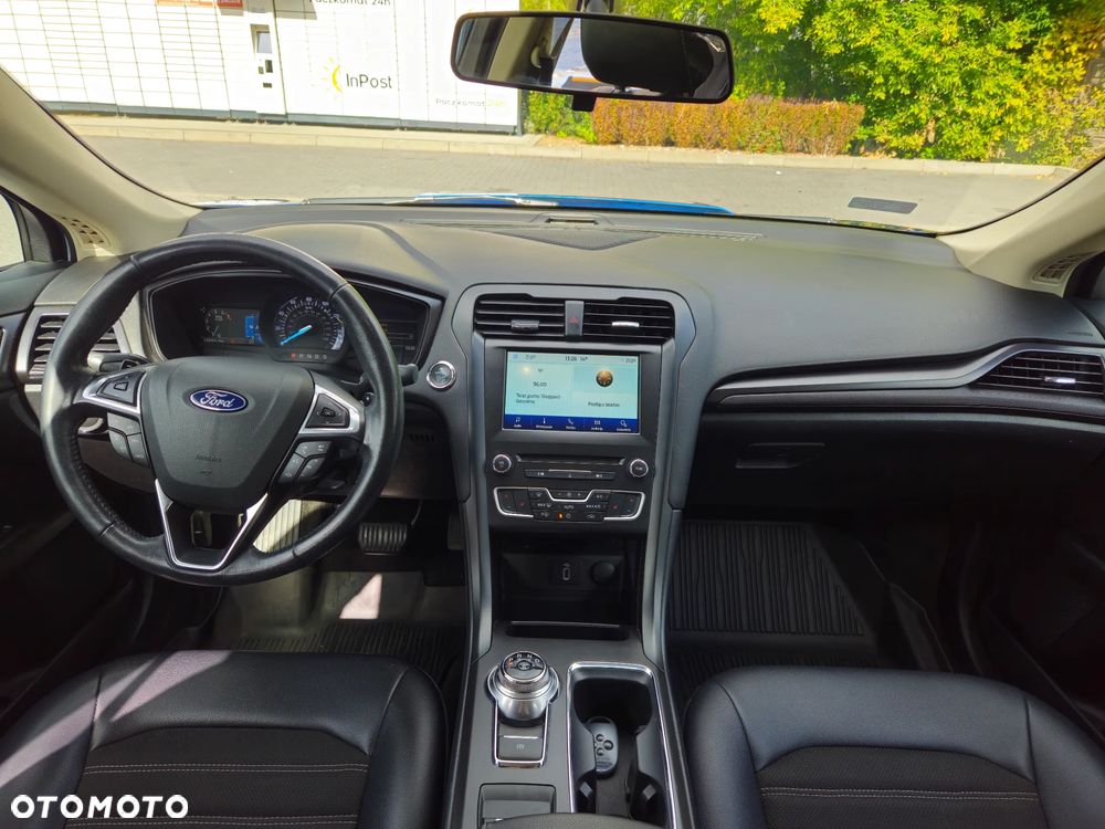 Ford Fusion - 9
