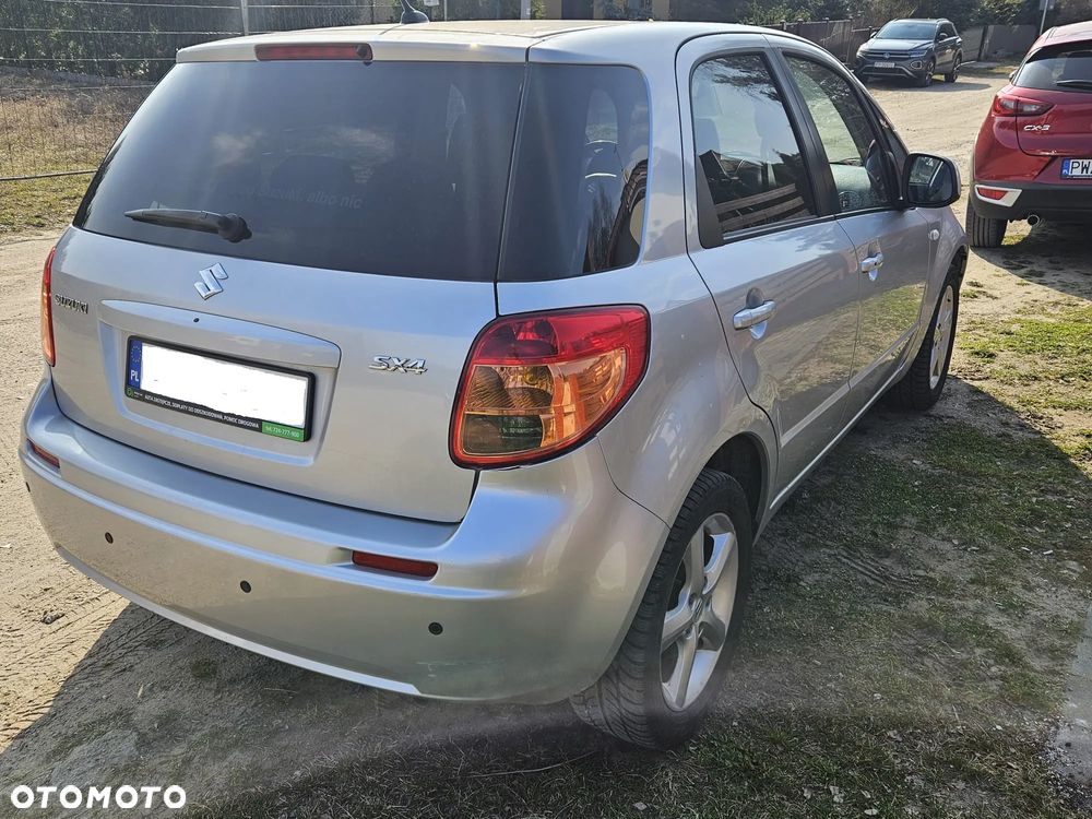 Suzuki SX4 1.6 GLX / Comfort - 4