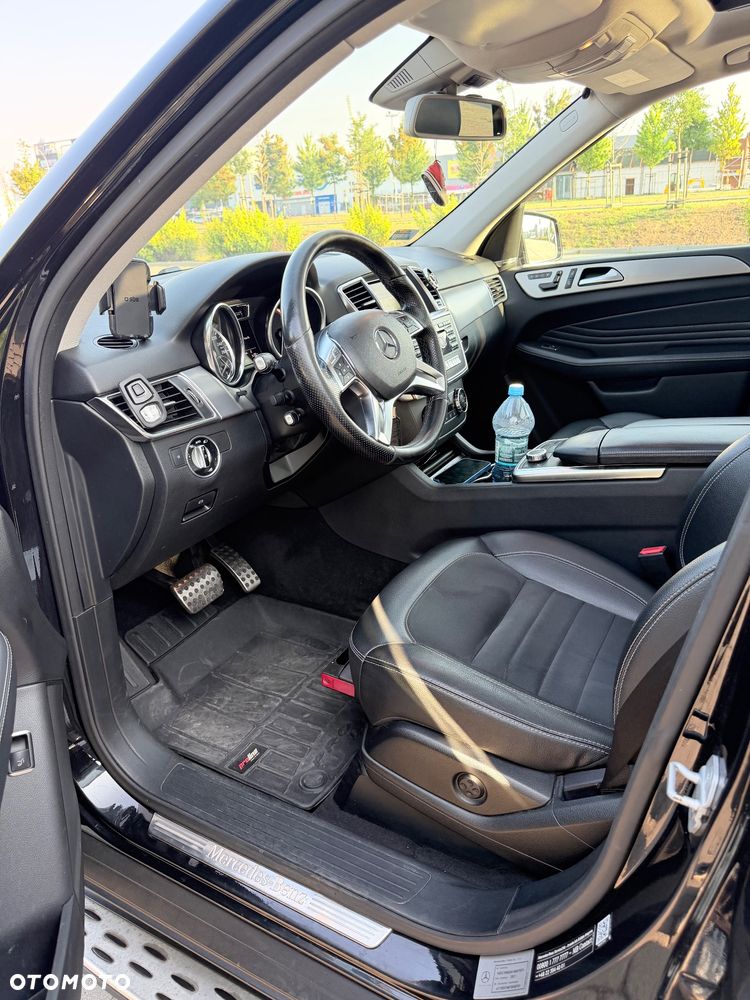 Mercedes-Benz ML 350 BlueTEC 4-Matic - 12