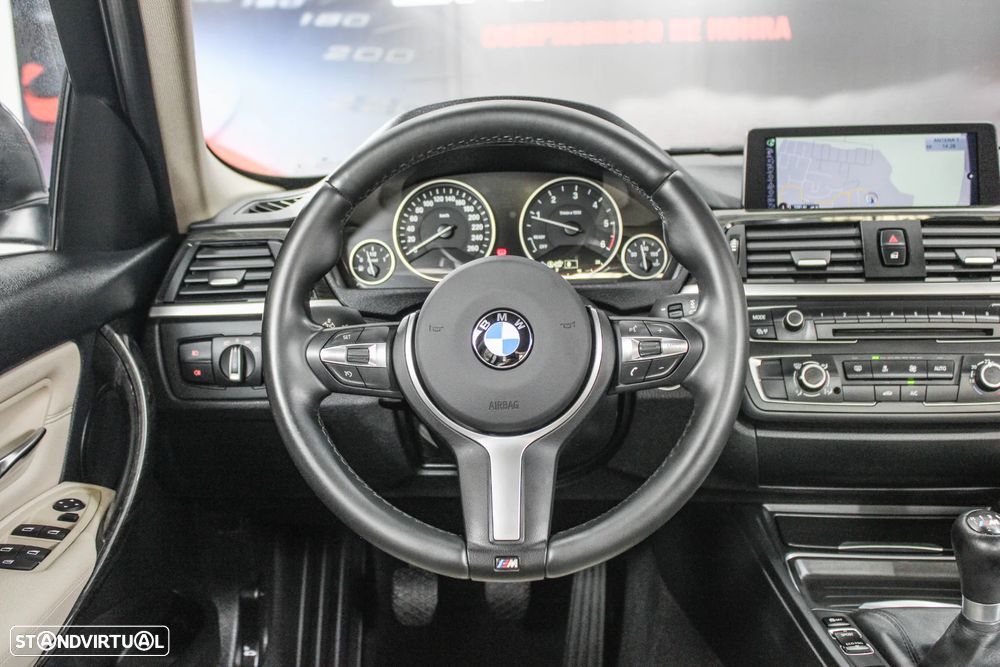 BMW 320 d Line Luxury - 5