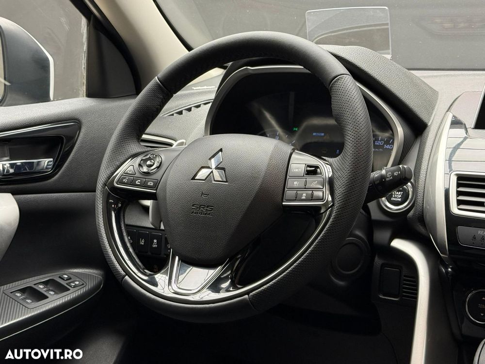 Mitsubishi Eclipse-Cross - 10