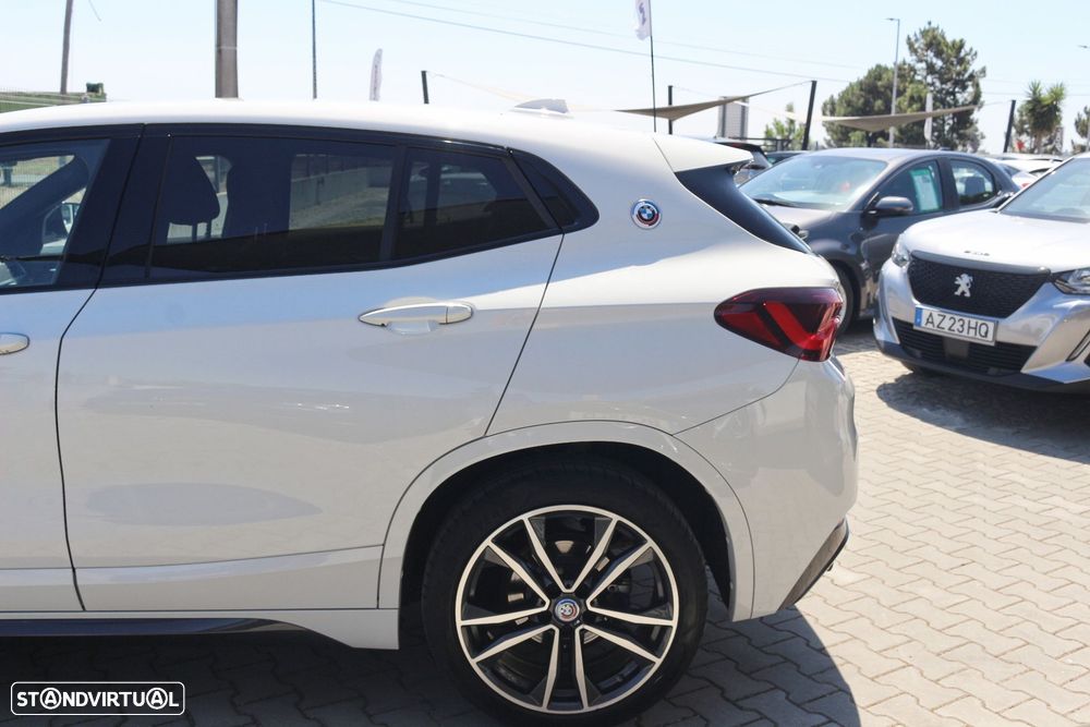 BMW X2 16 d sDrive Auto Pack 50 anos M - 18