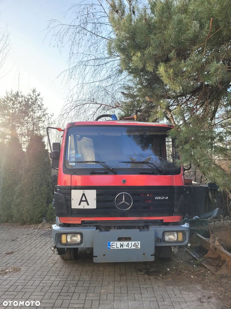 Mercedes-Benz SK1824 - 2