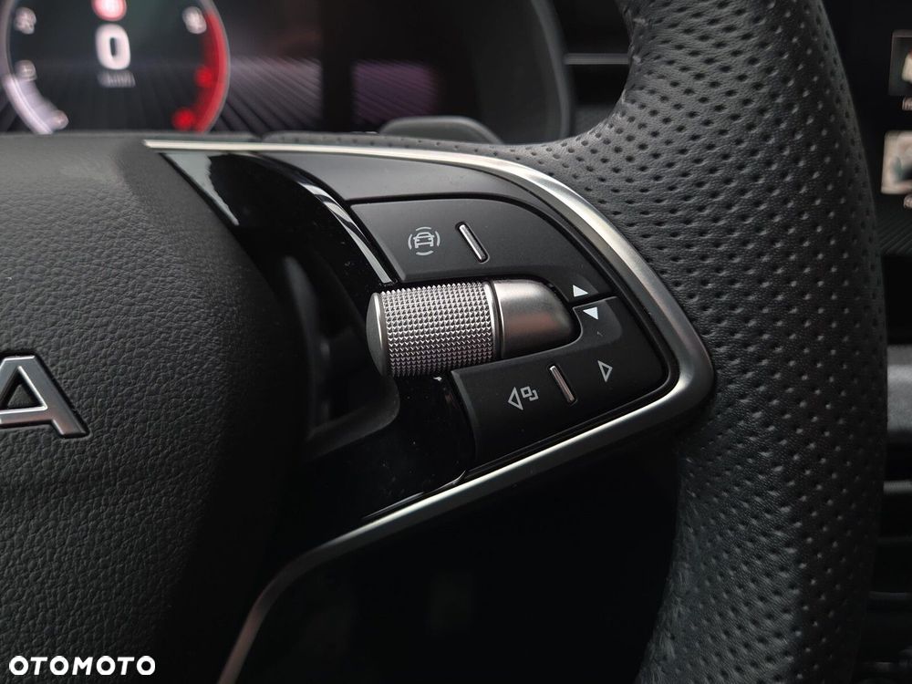 Skoda Kamiq 1.0 TSI Selection DSG - 17