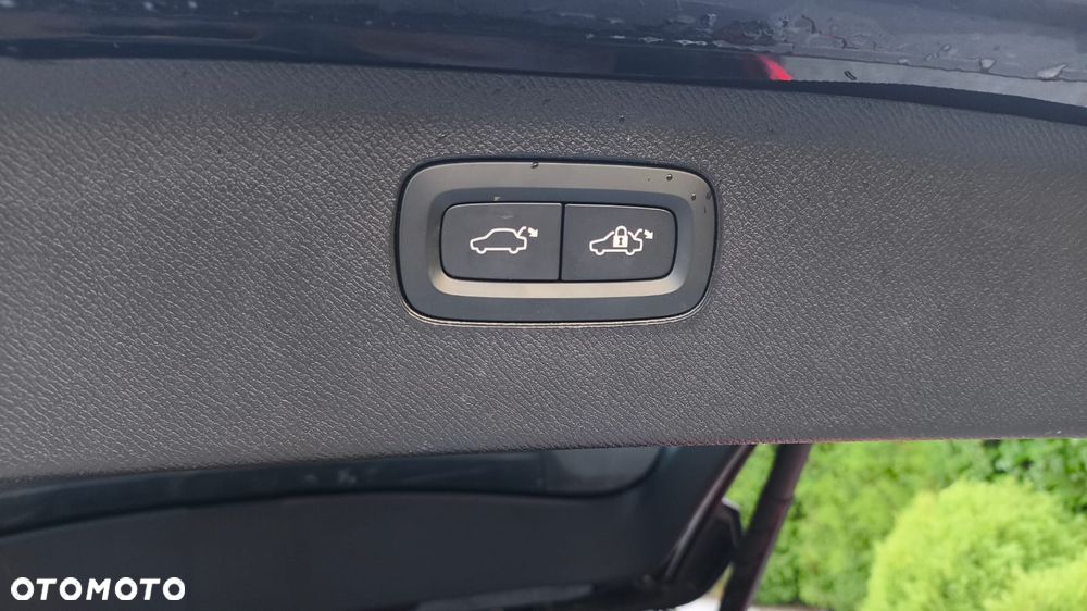 Volvo XC 90 - 19
