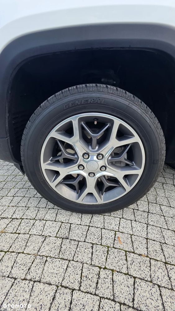 Jeep Grand Cherokee 3.6 V6 Limited - 24
