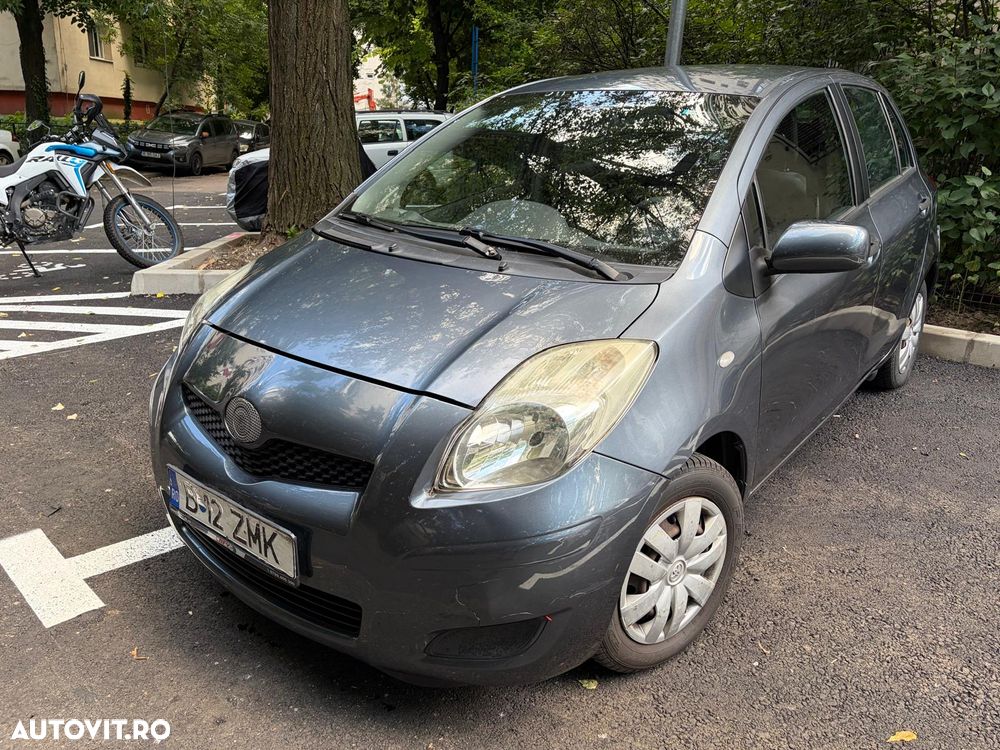 Toyota Yaris 1.0 - 6