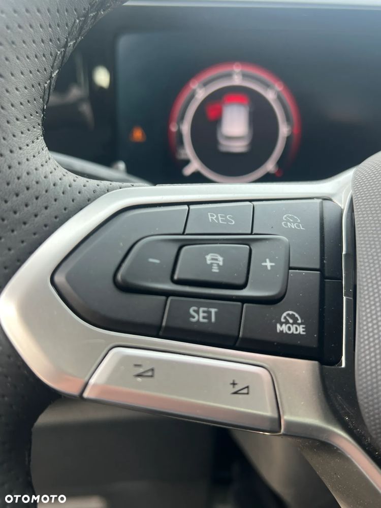 Volkswagen Tiguan 2.0 TDI SCR DSG - 12