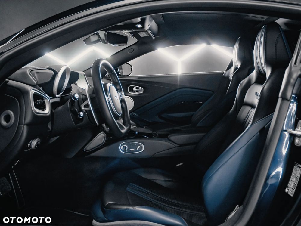 Aston Martin V8 Vantage Standard - 5