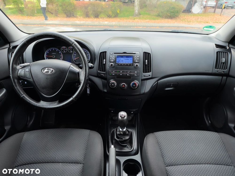 Hyundai i30 i30cw 1.4 UEFA EURO 2012 Edition - 9