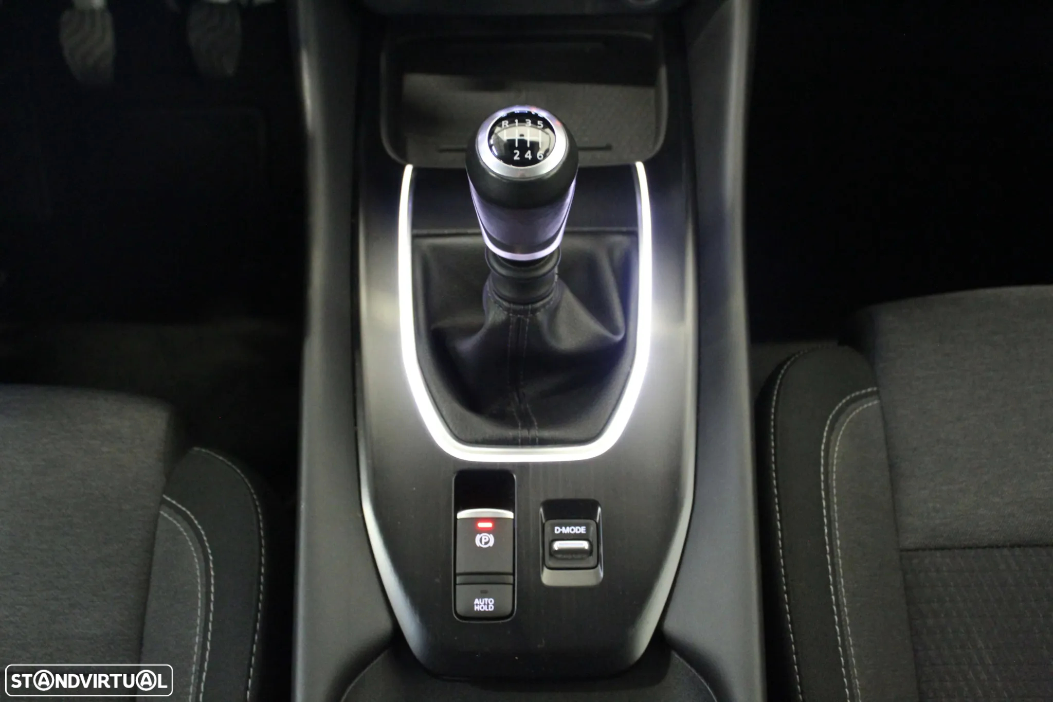 Nissan Qashqai 1.3 DIG-T N-Connecta - 20