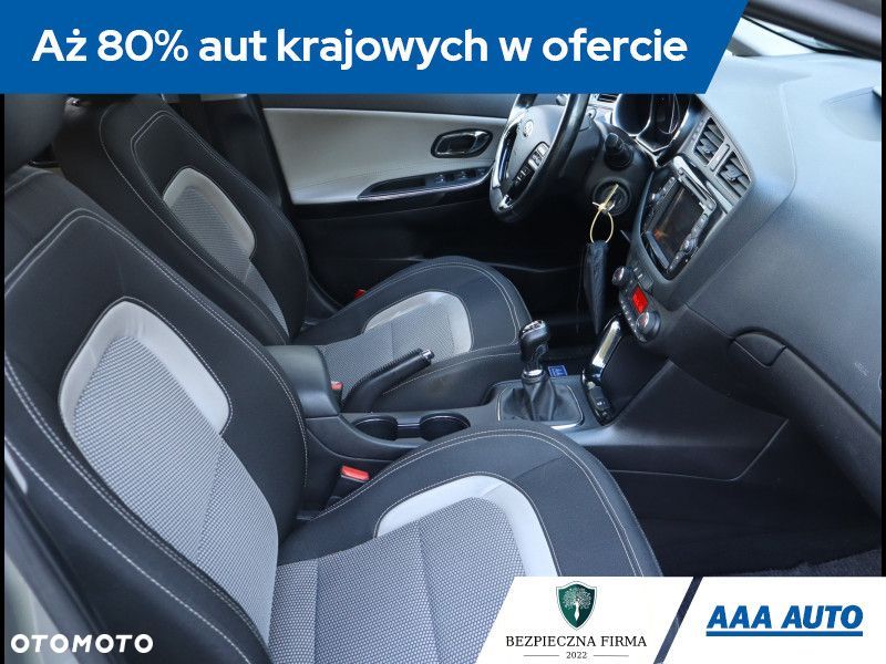 Kia Ceed - 10