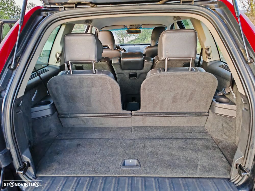 Volvo XC 90 2.4 D5 7L Nivel 3 Auto. - 7