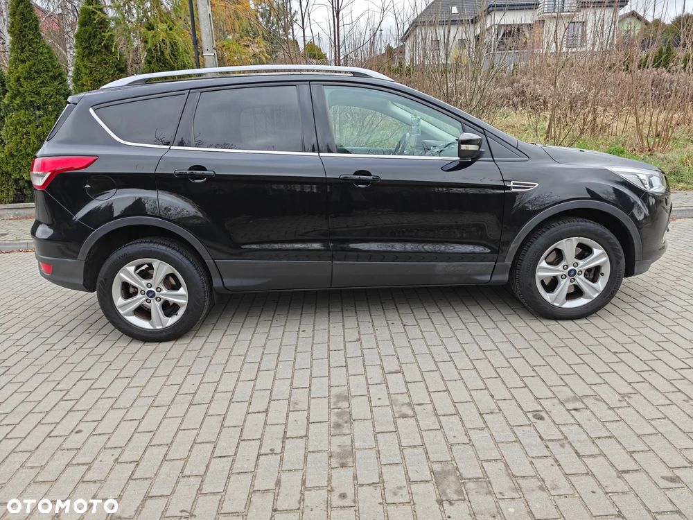 Ford Kuga 2.0 TDCi 2x4 Trend - 4