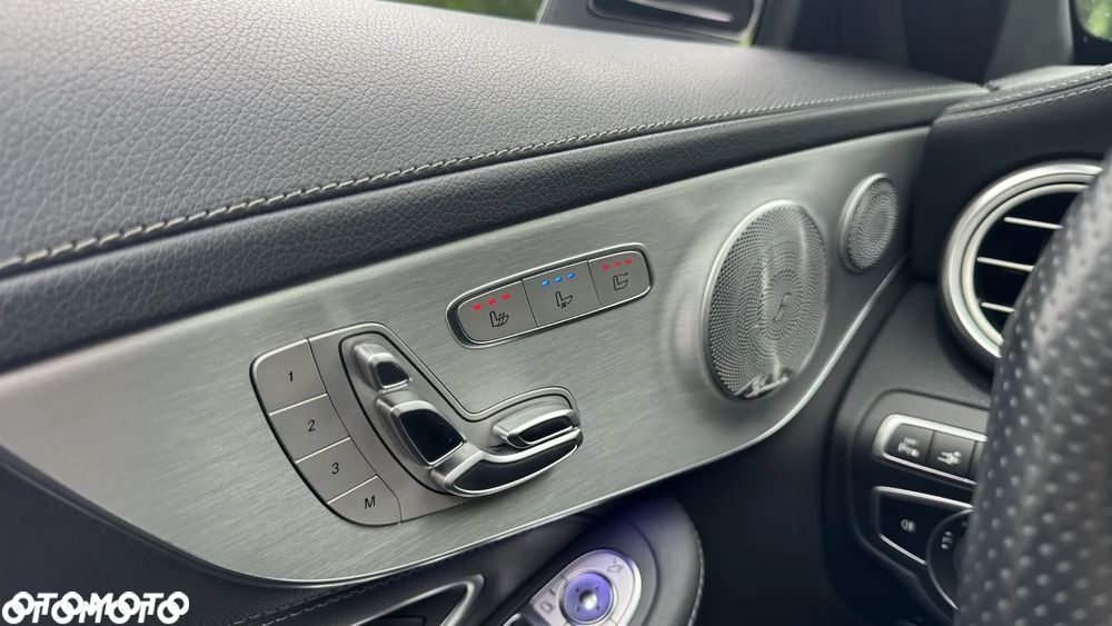 Mercedes-Benz Klasa C 43 AMG 4MATIC - 14