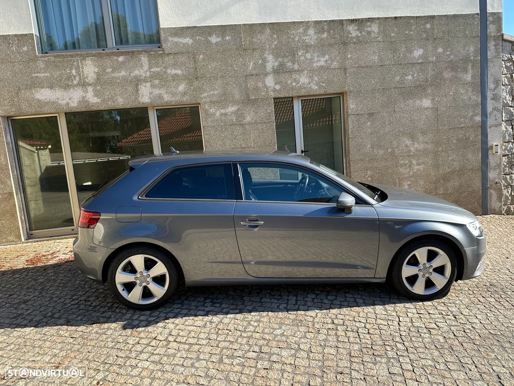 Audi A3 1.6 TDI Sport S tronic - 4