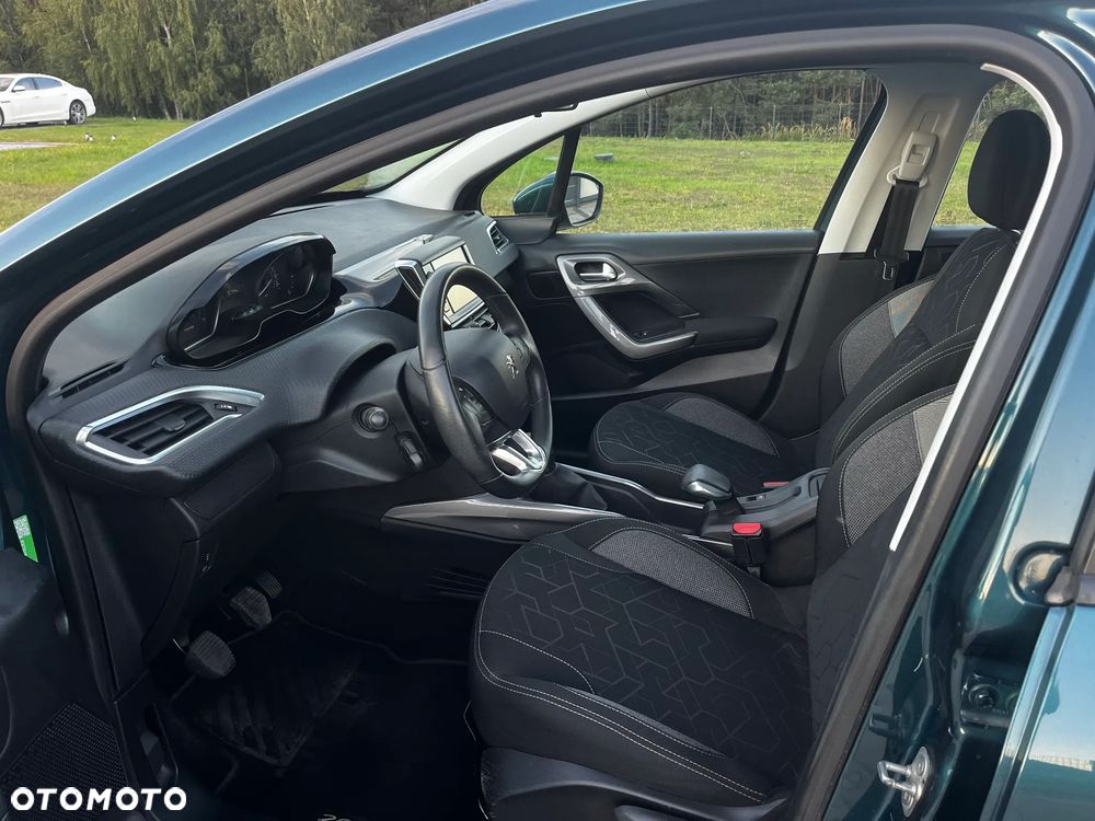 Peugeot 2008 PureTech 82 Allure - 8