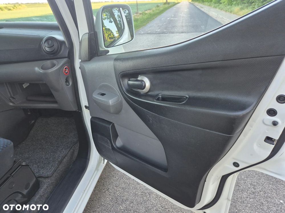 Nissan NV200 Evalia 1.5 Premium - 11