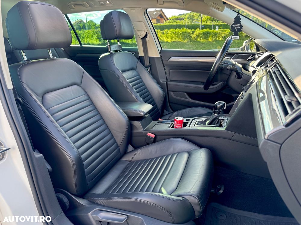 Volkswagen Passat Alltrack 2.0 TDI DSG 4Motion - 16