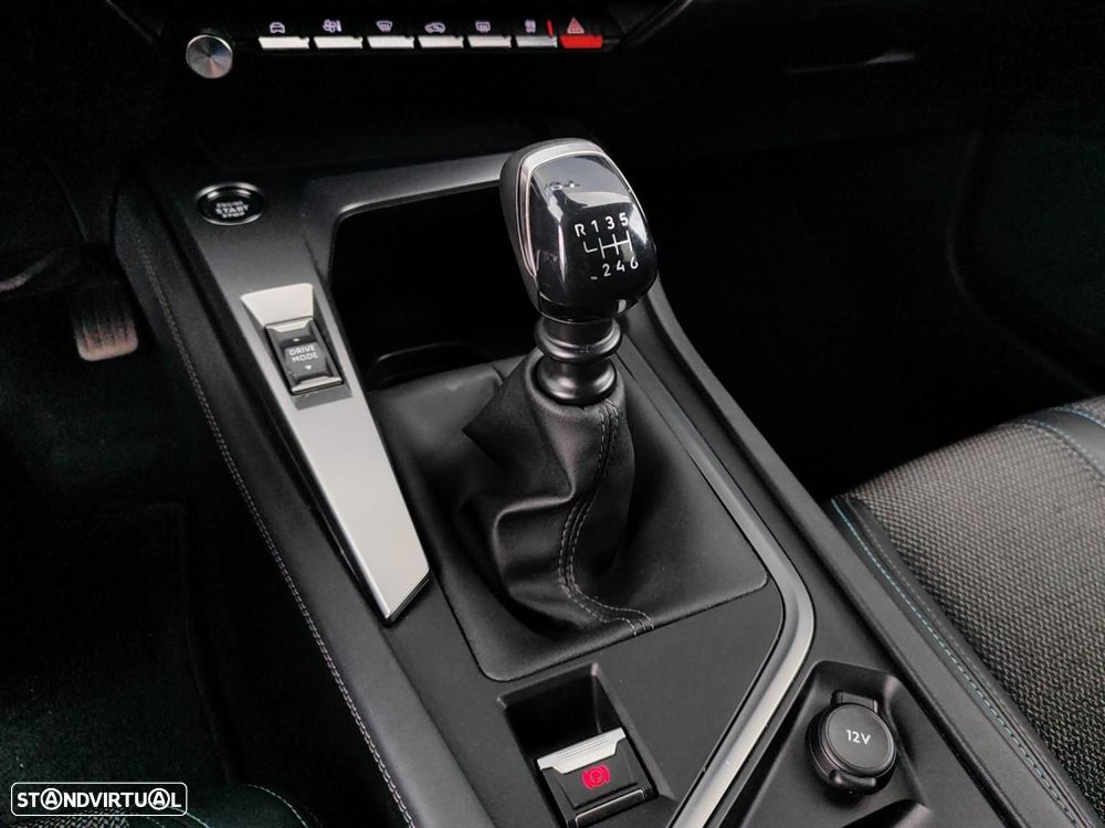 Peugeot 308 1.2 PureTech Allure - 19